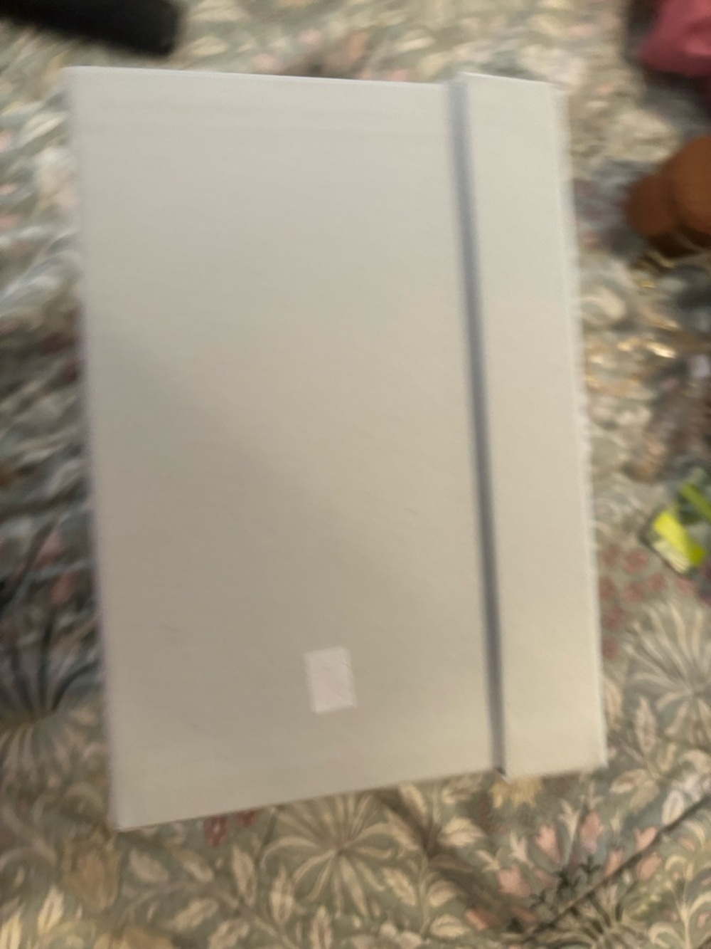 Burberry box ONLY - Picture 3 of 4